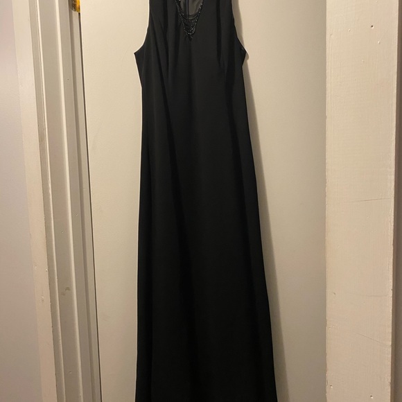 ⚫️ Evan Picone beaded maxi dress sleeveless 8 - Picture 4 of 9